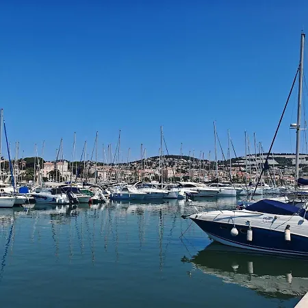 Le Jasmin Vue Mer, Climatisation, 10min à Pied Du Centre-ville Et De La Gare