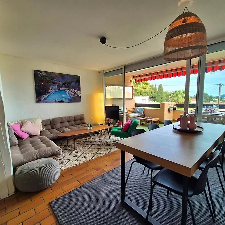 Le Jasmin Vue Mer, Climatisation, 10min à Pied Du Centre-ville Et De La Gare Bandol