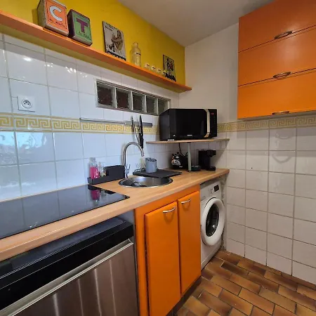 Appartement Le Jasmin Vue Mer, Climatisation, 10min à Pied Du Centre-ville Et De La Gare *